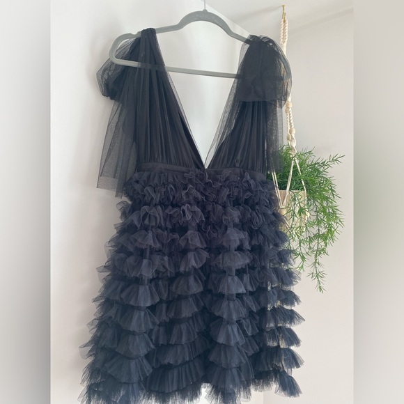Plunging neck layered black mesh tulle dress / ballerina - Picture 4 of 6